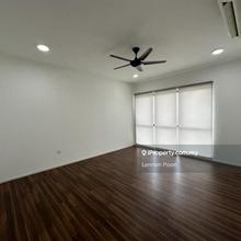 Sqwhere Sovo, 1 plus 1 room, partially furnished, MRT linked