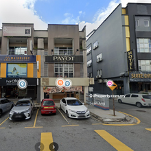 Adjoining 2 units, 3sty , Good location