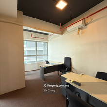 Renovated / Move in condition / 3 mins to MRT