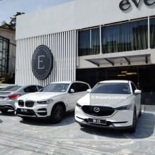 Prime Commercial Bungalow Jalan Maarof For Rent!