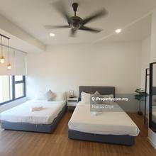 Fully Furnished Ceylonz Suite Studio for Sale