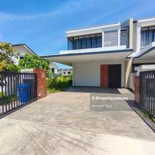 Corner Lot With Big Spacious Land & Greenery Environment