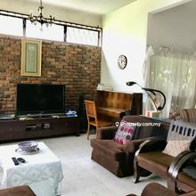 Flat Level Semi-D house for Sale