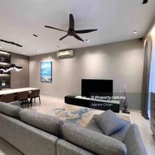 Best KL View, Ready Move In, Next to Mall, Freehold & Furnished Unit!!