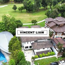 2.5 Storey Bungalow overlooking Golf View