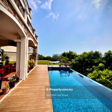 Moonlight Bay Villa with Private Pool in Batu Ferringhi.