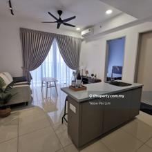 Unblocked KLCC View High Floor w Wifi, 2 cps. Available: 10 Sept 2025