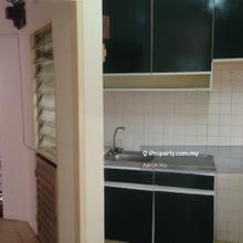 Rampai court apartment,sri rampai,wangsa maju/gated guarded 1st floor