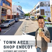 Vito Melaka Raya Town Area 3 Storey Shop Endlot near Ujong Pasir