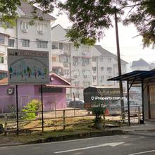 Taman Sg Besi, Salak South, near to shop