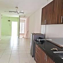Renovated Upper Unit Pearl Villa Townhouse @ Bdr Saujana Putra nr shop