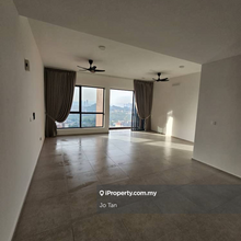 Brand New Unit Below market , Edgewood residence