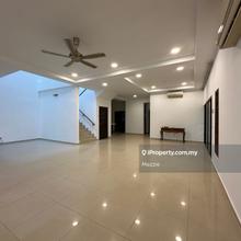 2 story Spacious Tropika Kemensah Gem: Quiet Cul de sac, Great Price