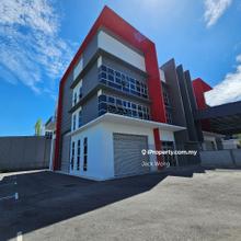 Semi-D with Huge Extra Land For Rent