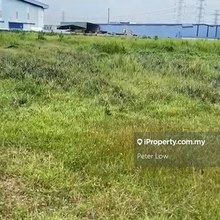 Industrial land to let. Total 3 lots, each lot is 1 acre.