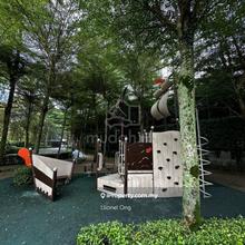 Walking distance to LRT & Wangsa Walk Mall 