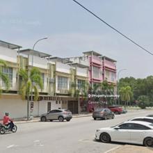 Corner 2 Storey Shop Office For Rent at Jln Bendahara Kuala Selangor