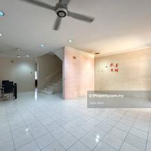 Terrace house for Sale