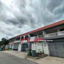 Terrace house for Sale