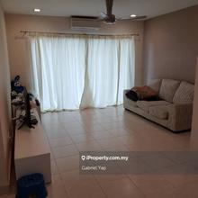 Extremely Vibrant and Airy Corner Unit in A Comprehensive Location
