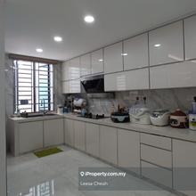 Modern Design Renovated & Fully Furnished
