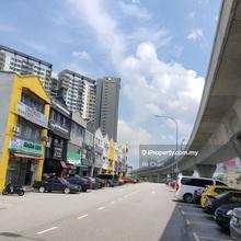 Facing Main Road,3 Storey Shop Serdang Seri Kembangan For Sale 