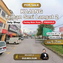 Kajang Taman Seri Langat 2 - Facing Main Road 3sty Shop For Sale