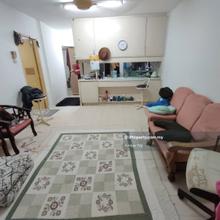 Rampai court apartment,sri rampai,wangsa maju/gated guarded 2nd floor