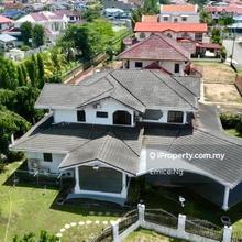 Bungalow at Taman khidmat 