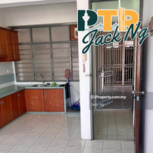 Taman Jubilee Phase 5 (Bayan Lepas) Partly Furnished for Rent