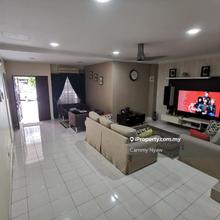 Lower unit ground and 1st floor renovated 
