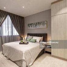 New Project  Airbnb Serviced Condo Near Queensbay Mall
