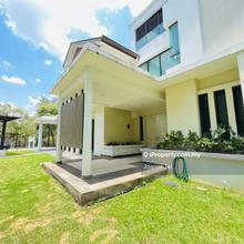 Semi-D house for Sale