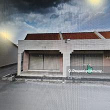 1 storey shop for sale near sungai siput town centre and residential 