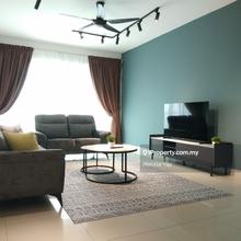 Bright Spacious unit