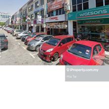 Taman Connaught New Shoplot with lift (few units available)