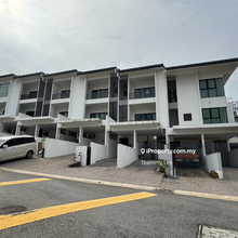 Corner 1st Floor Townhouse , Wira Heights, 1776sf Bandar Sungai Long