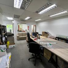 High ROI 5% 3.5 Sty Shoplot Ample Parking Spot, oppo Lotus Hypermarket