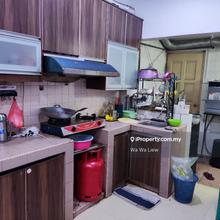 Walking distance to shop and market 