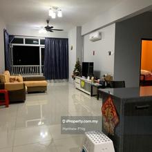 The Peak Residence - Fully Renovated - 1000sf - 2 Car Parks