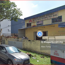 Corner Semi-D Factory For Rent