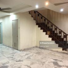 Terrace house for Sale