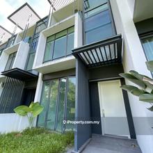 4 Storey Landed Villa with Golf Course View for Sale!