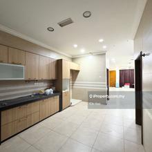 3 Storey Superlink House , Happy Garden(Jln  Selesaria)