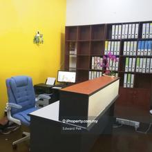 Bandar Menjalara Shop for Rent