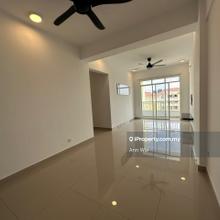Desaria Villa Puchong Unit For Sale,Condo Puchong Dijual,Spacious Unit