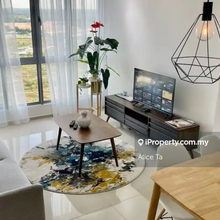 490k 900sf 3r2b, Ready Move In, Free furnished, Next to Mall & Uni