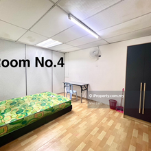 Kluang Room for Rent - Taman Intan Shop Lot (Upstairs)