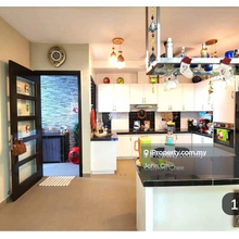 Subang jaya Usj one avenue condominium  fully furnish move infor Sale 