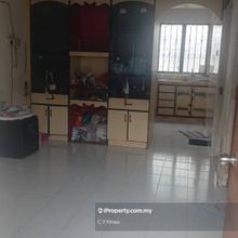 Tun Aminah Flat 2 bedroom 1 bathroom 